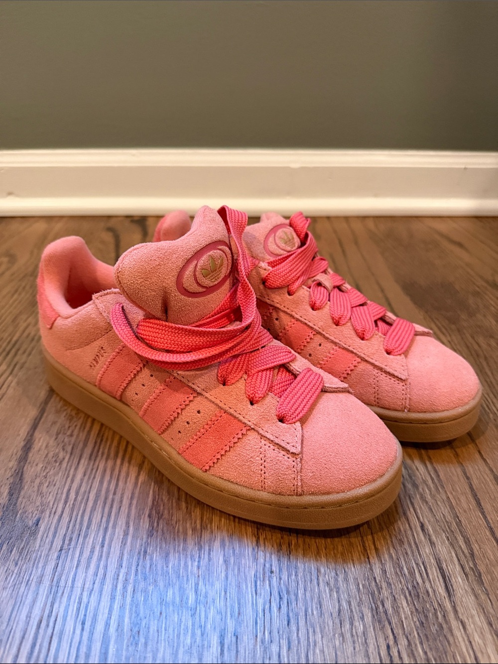 Adidas Campus Pink Suede Sneakers Gum Sole Women’s 8